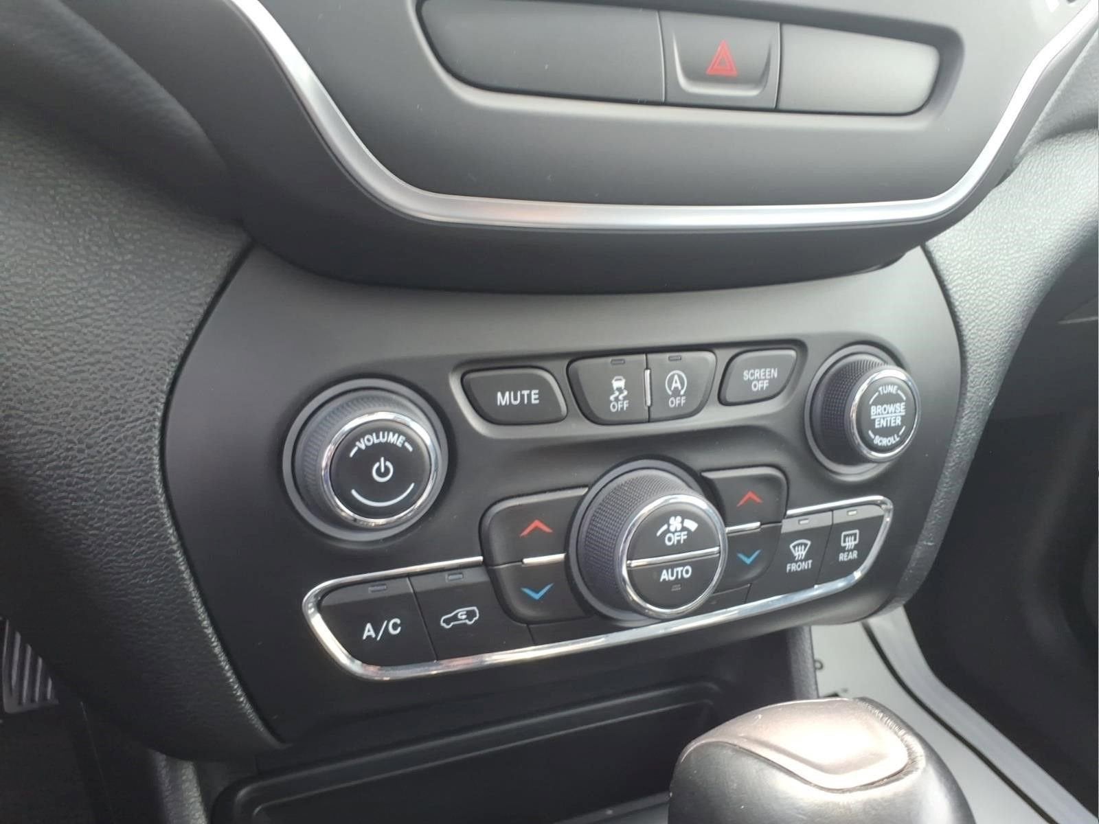 2022 Jeep Cherokee Altitude