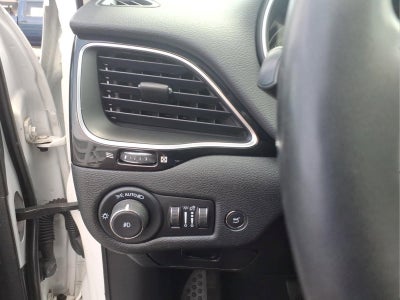 2022 Jeep Cherokee Altitude