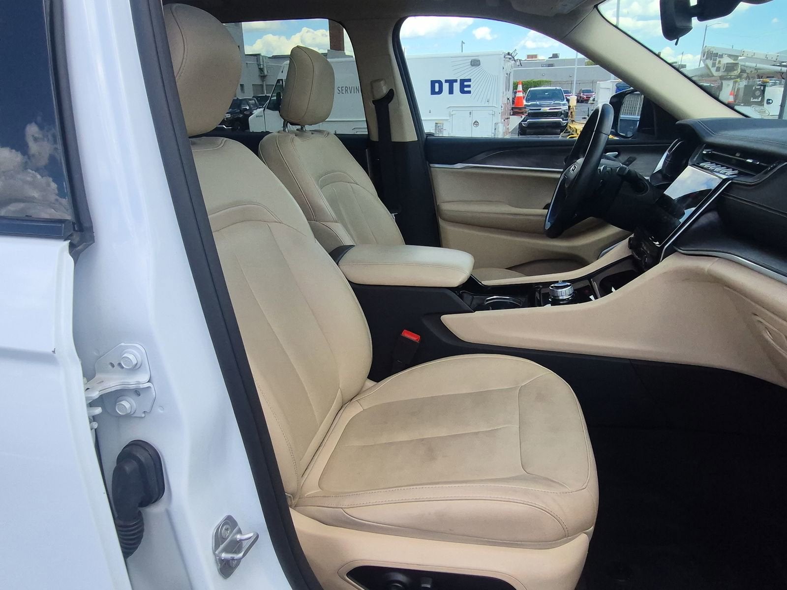 2022 Jeep Grand Cherokee L Limited 4x4