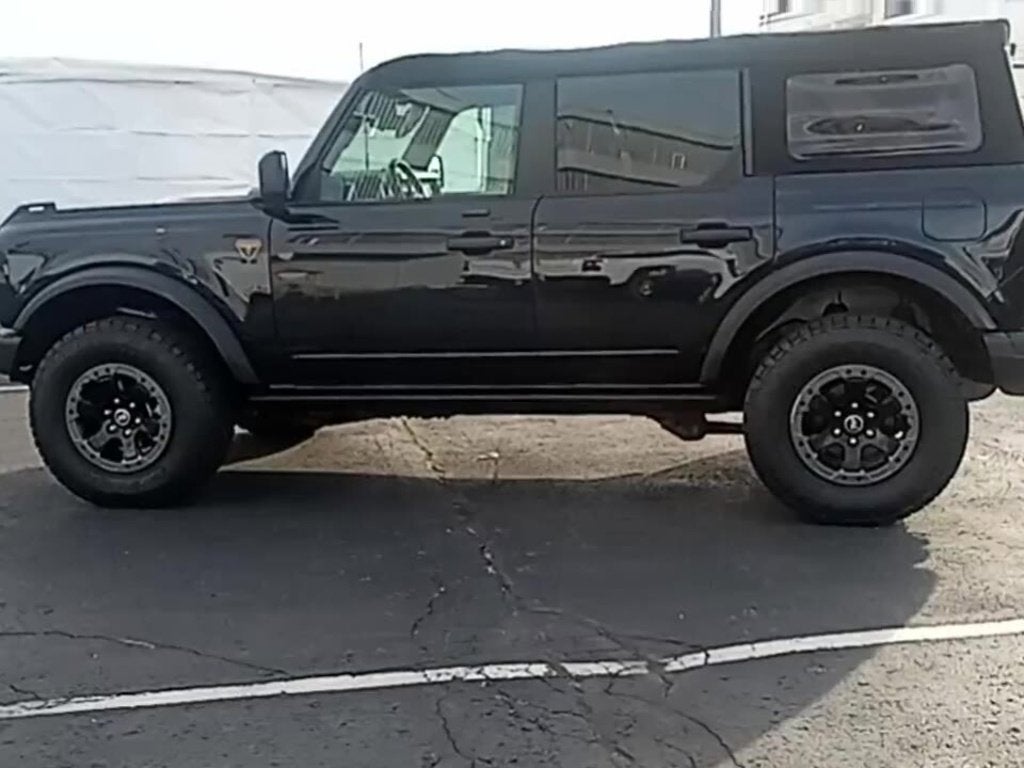 2021 Ford Bronco Base