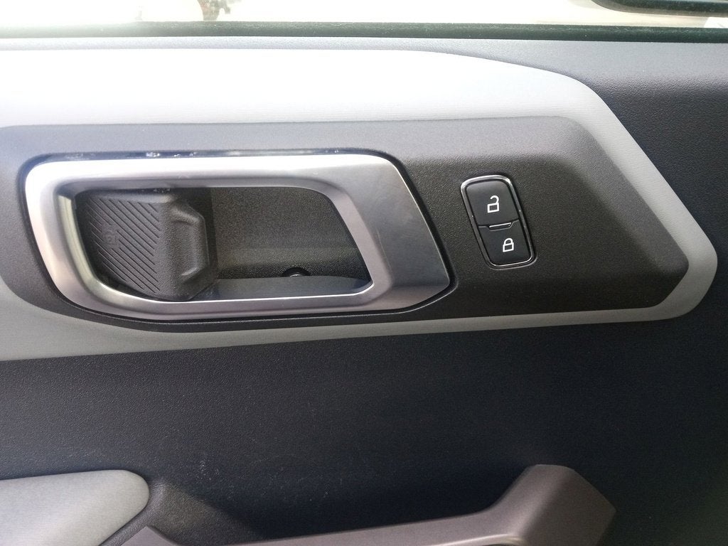 2021 Ford Bronco Base