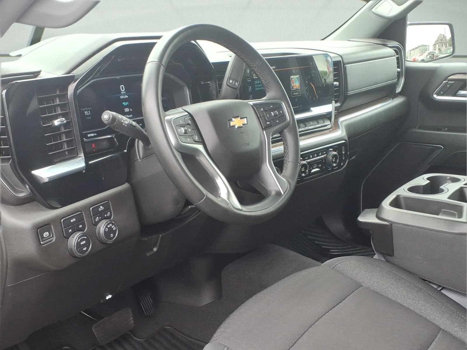 2024 Chevrolet Silverado 1500 LT (2FL)
