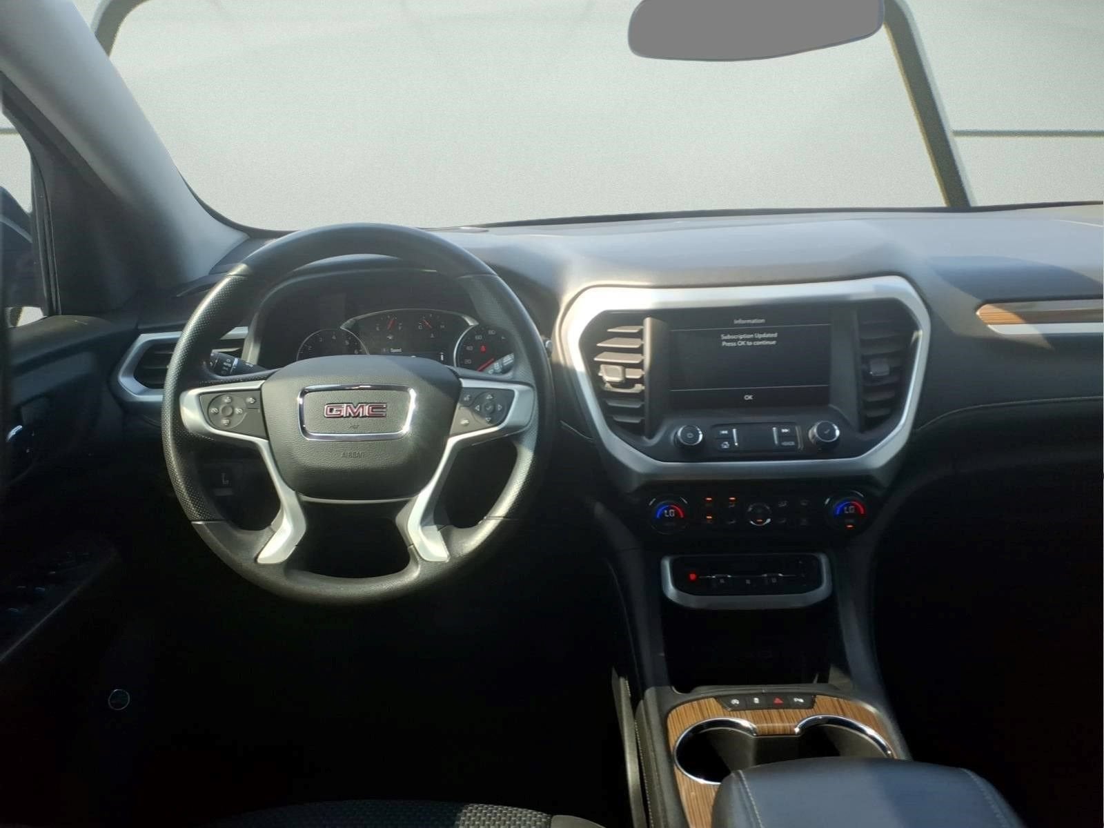 2021 GMC Acadia SLE