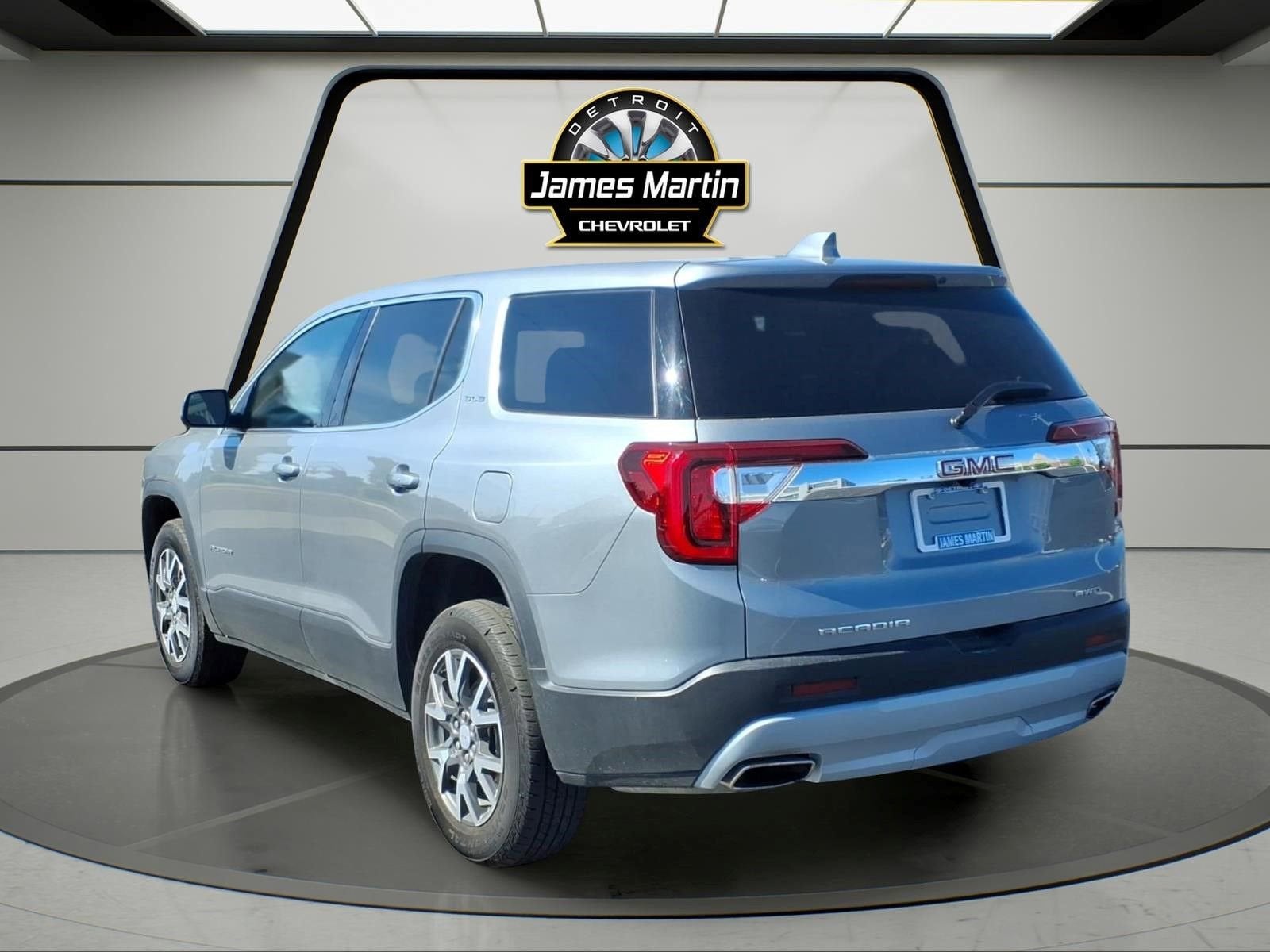 2023 GMC Acadia SLE
