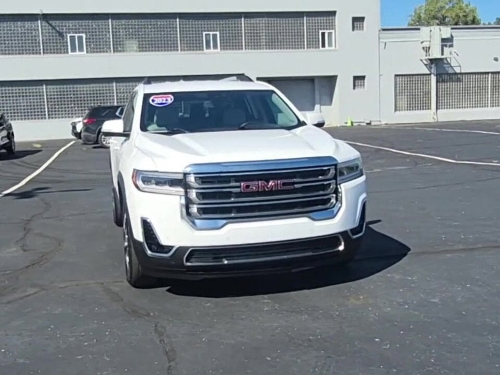 2023 GMC Acadia SLT