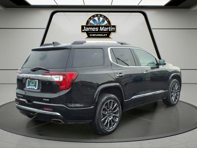 2023 GMC Acadia Denali
