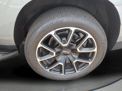 2025 Chevrolet Suburban RST