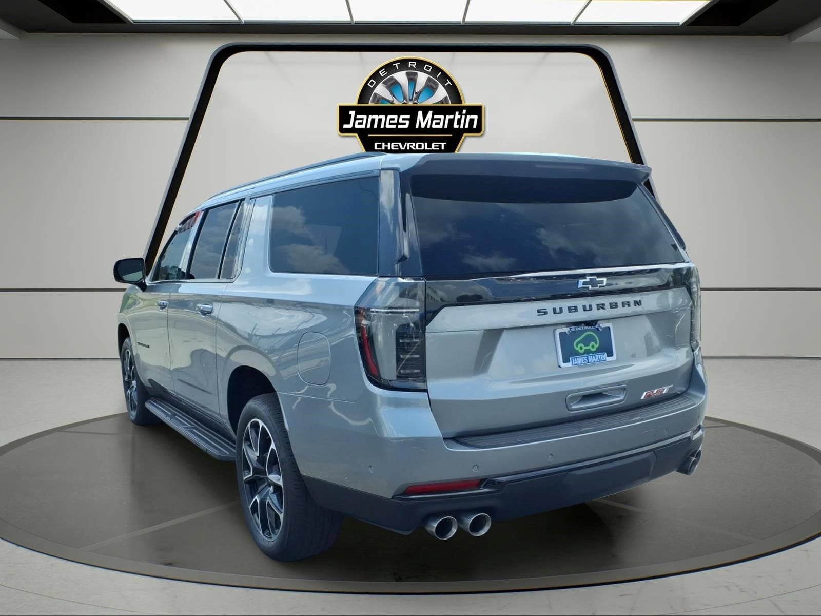 2025 Chevrolet Suburban RST