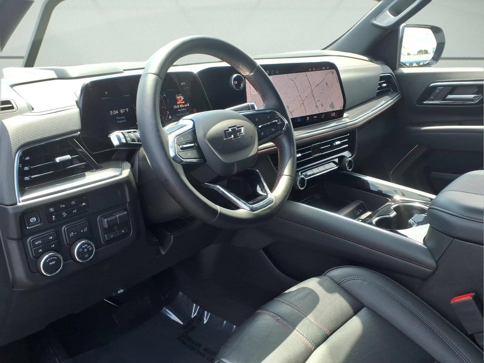 2025 Chevrolet Suburban RST