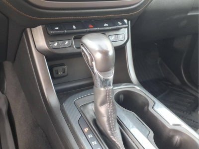 2022 GMC Canyon 4WD AT4 w/Cloth