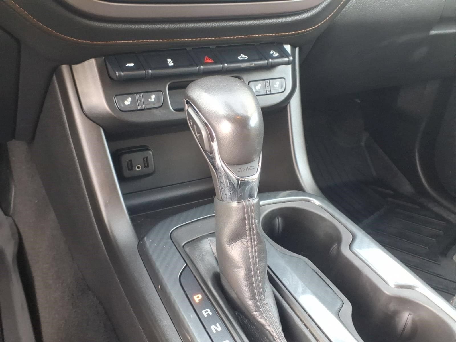 2022 GMC Canyon 4WD AT4 w/Cloth