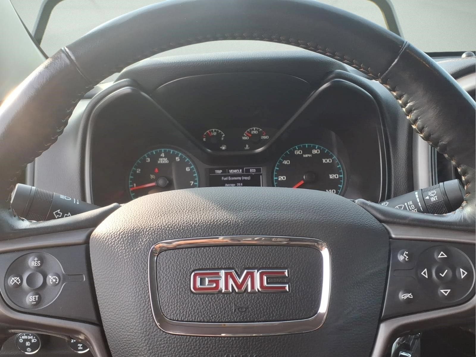 2022 GMC Canyon 4WD AT4 w/Cloth