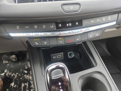 2023 Cadillac XT4 Premium Luxury