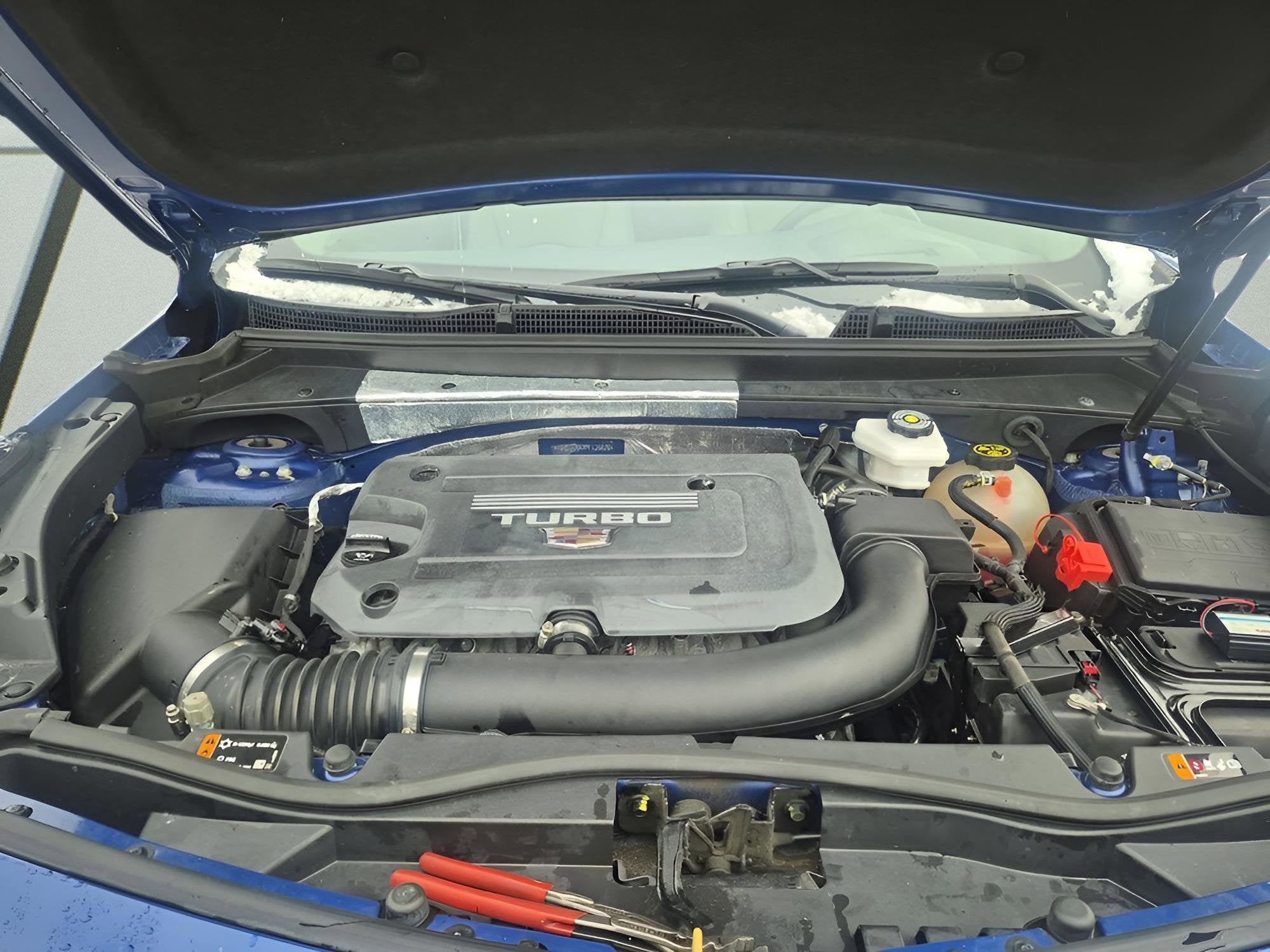 2023 Cadillac XT4 Premium Luxury