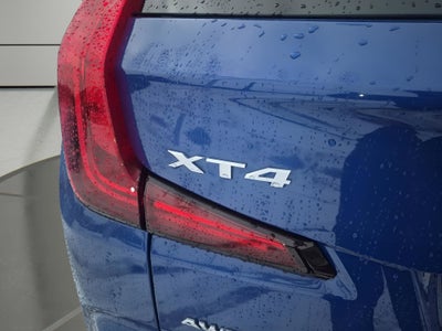 2023 Cadillac XT4 Premium Luxury