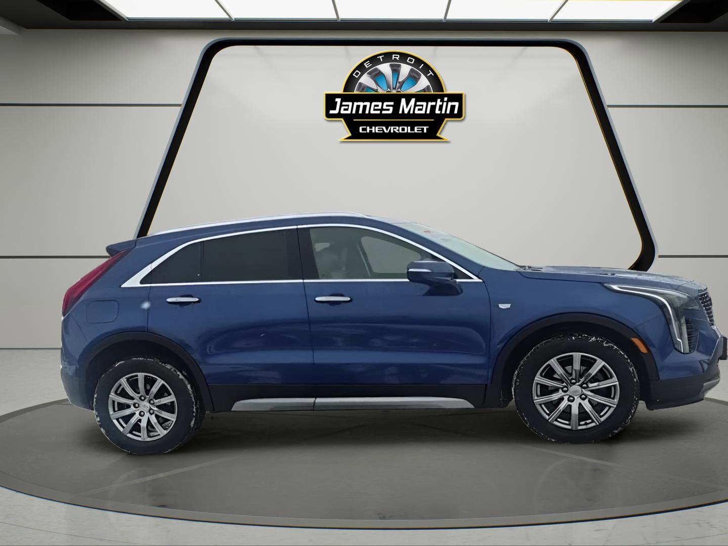 2023 Cadillac XT4 Premium Luxury