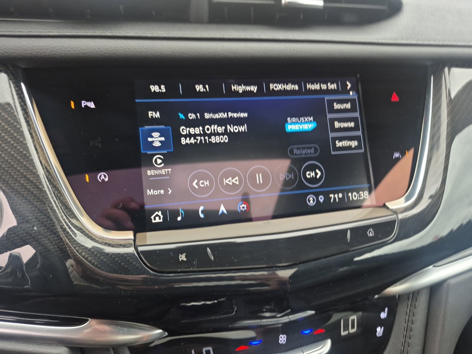 2024 Cadillac XT6 Sport