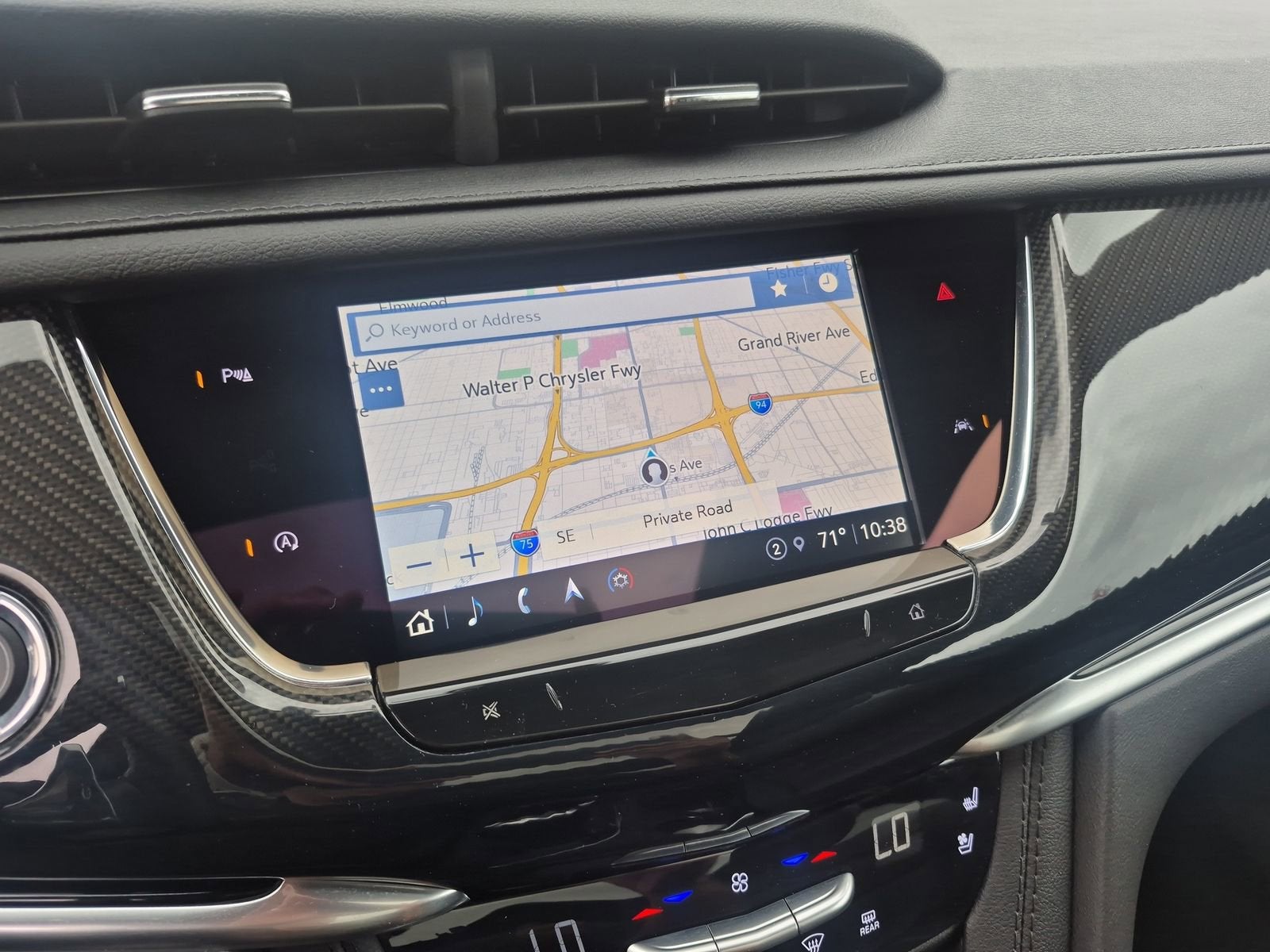 2024 Cadillac XT6 Sport