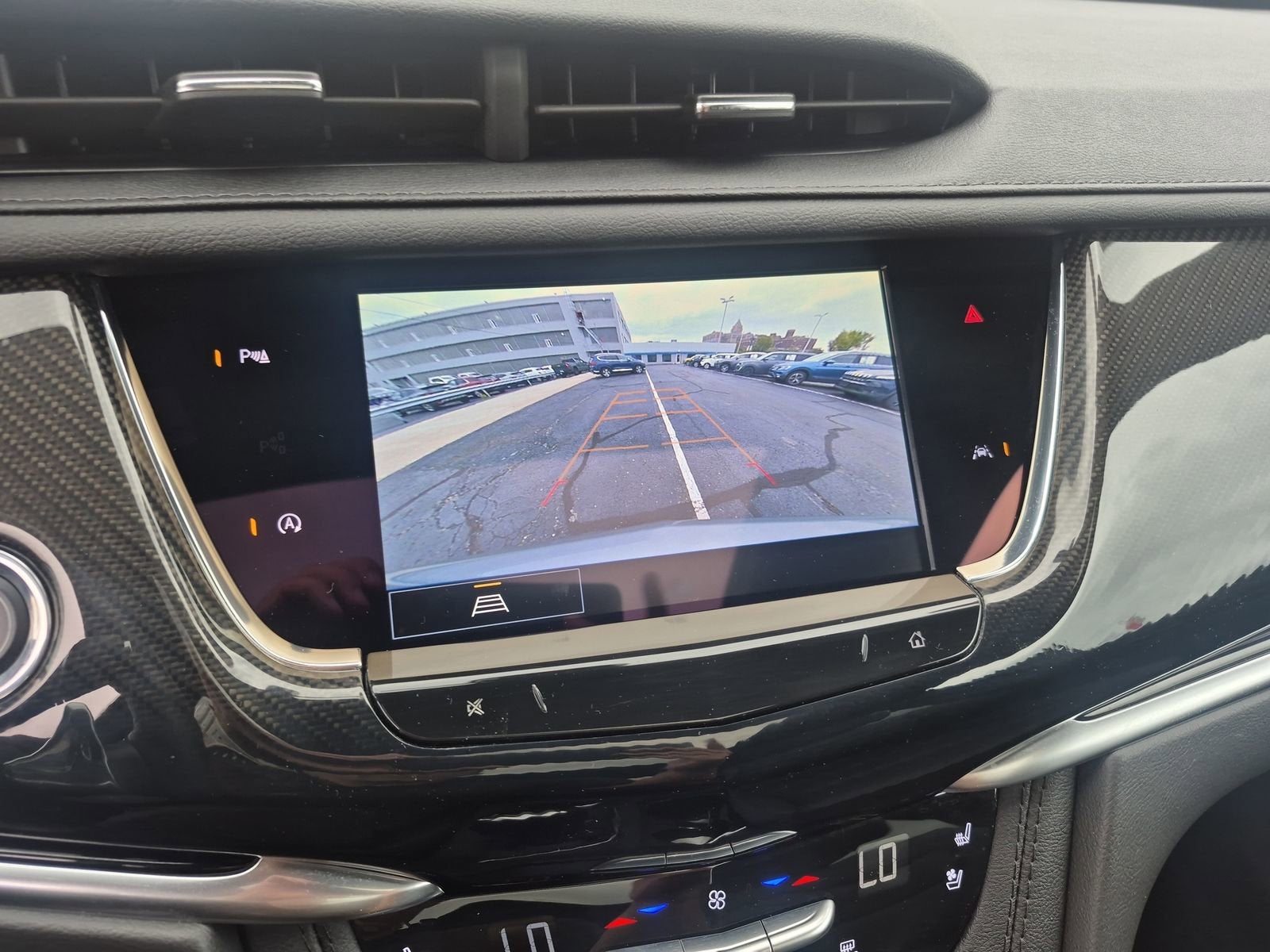 2024 Cadillac XT6 Sport