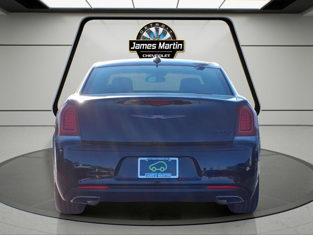 2021 Chrysler 300 300S