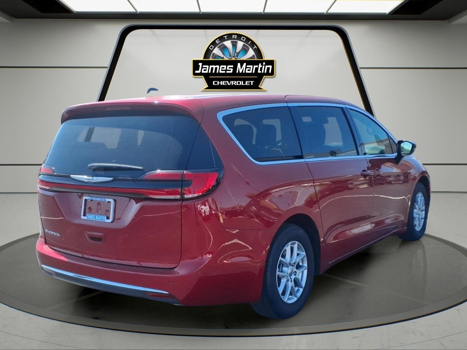 2025 Chrysler Pacifica Select