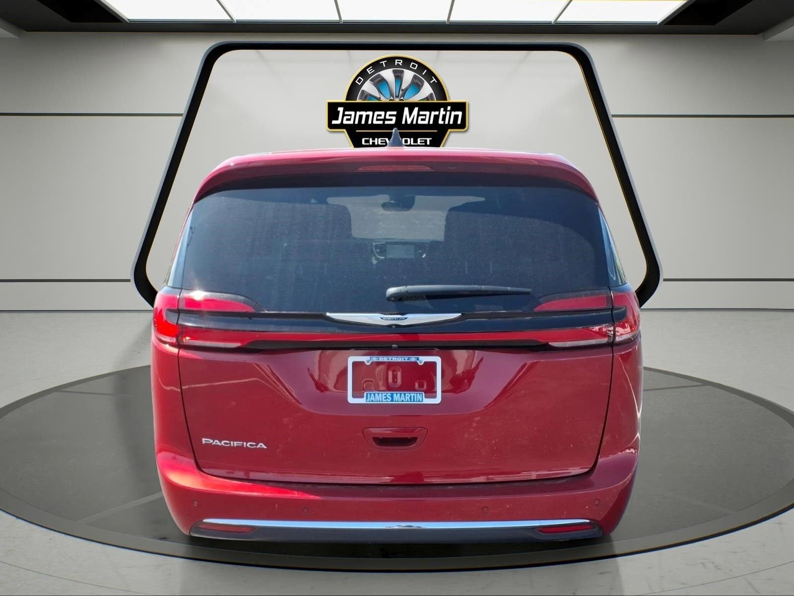 2025 Chrysler Pacifica Select