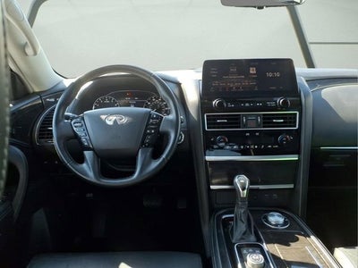2024 INFINITI QX80 LUXE
