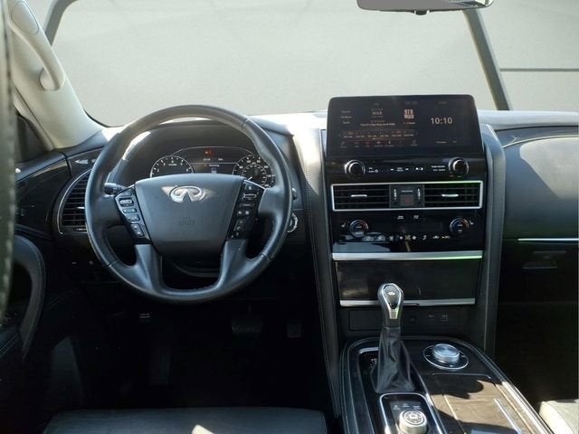2024 INFINITI QX80 LUXE