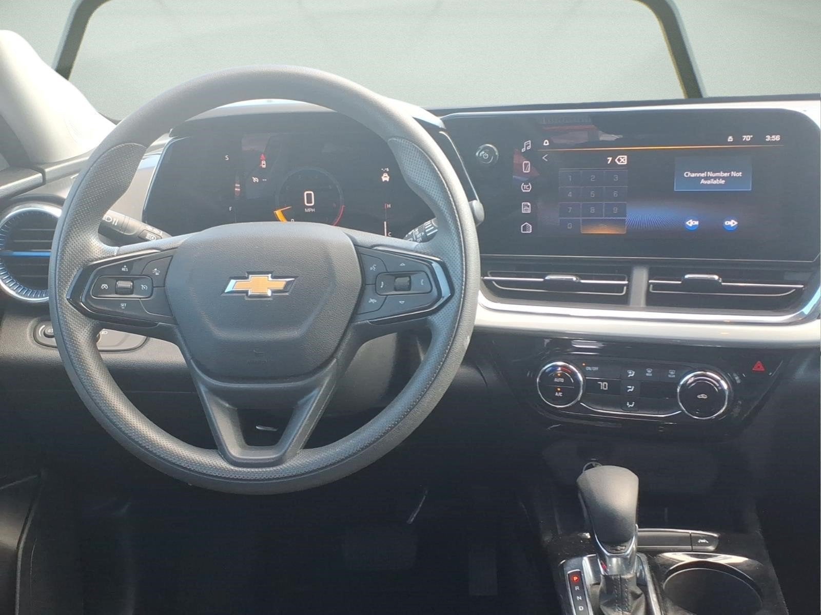 2025 Chevrolet Trax 10