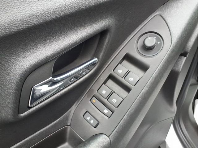 2022 Chevrolet Trax LS