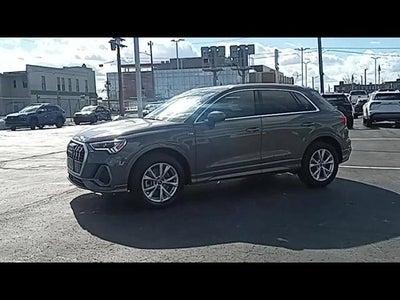 2023 Audi Q3 S line Premium