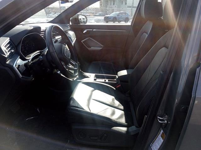 2023 Audi Q3 S line Premium