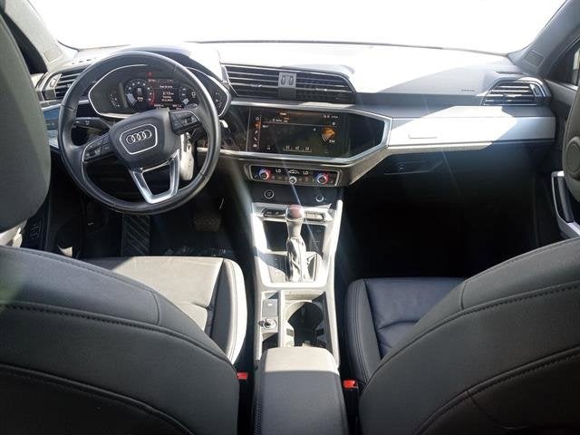 2023 Audi Q3 S line Premium