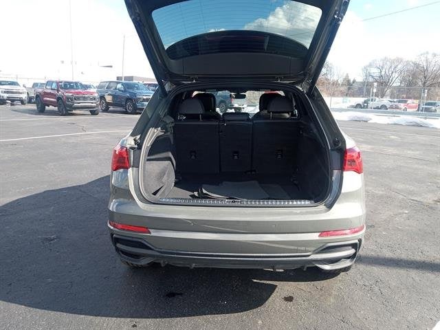 2023 Audi Q3 S line Premium