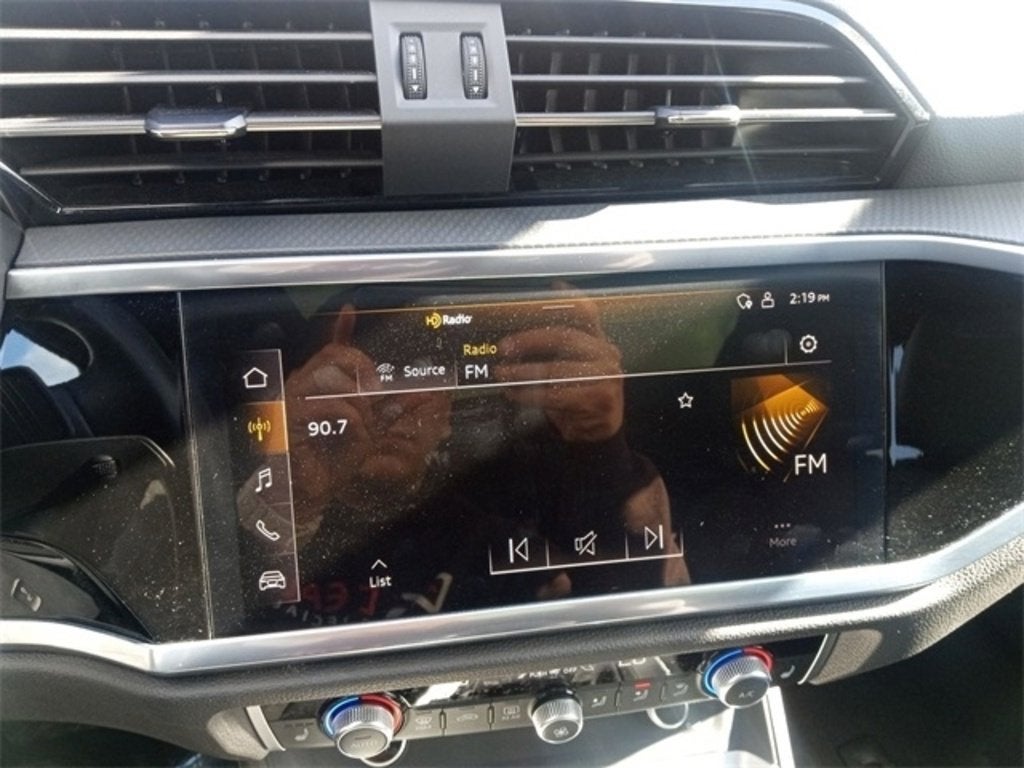 2023 Audi Q3 S line Premium