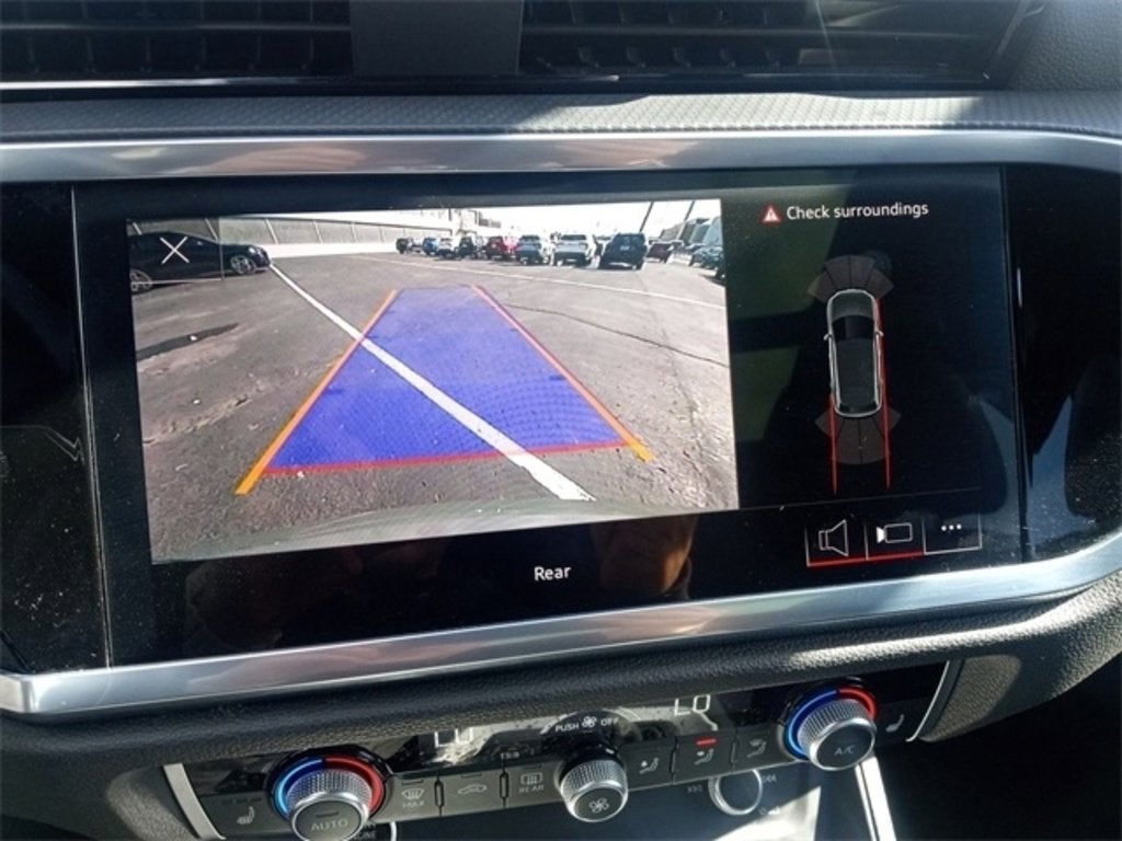 2023 Audi Q3 S line Premium