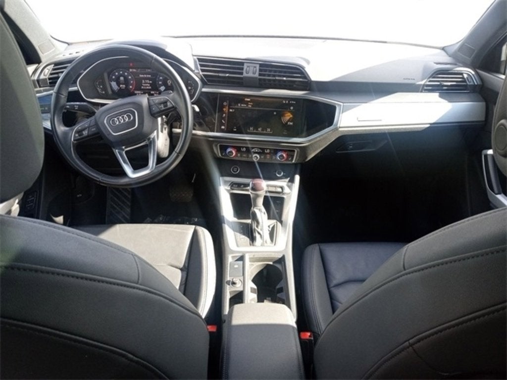 2023 Audi Q3 S line Premium