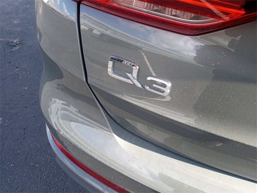 2023 Audi Q3 S line Premium